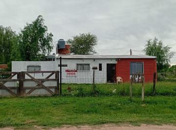 PH Venta de 4 ambientes · Se Vende o Permuta Casa con 3 Habitaciones. Lote de 414 m. Villars, L. Heras