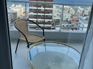 Departamento · 10m² · 3 Ambientes · 1 Cochera · Apartamento Alquiler Invernal 2 Dorm. 2 Baños Vista
