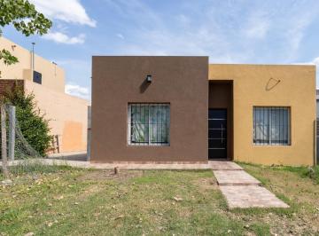Casa · 110m² · 4 Ambientes · Venta - Casa Tres Dorm. - Tierra de Sueños 3 Roldan