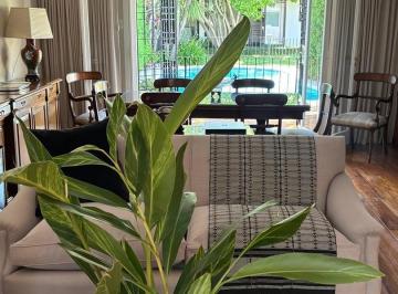 Casa · 267m² · 5 Ambientes · 1 Cochera · Casa en Venta en Lomas de Núñez, Capital Federal, Buenos Aires