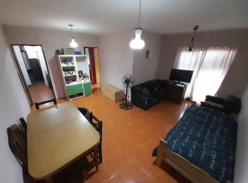 Departamento · 58m² · 3 Ambientes · Departamento 2 Dorm. Al Frente - Oportunidad