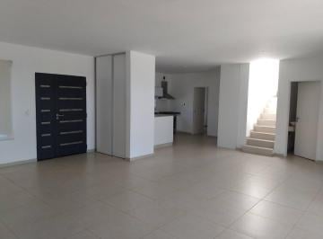 Casa · 200m² · 5 Ambientes · 1 Cochera · Casa Chalet en Alquiler en Ceibos, Puertos, Escobar