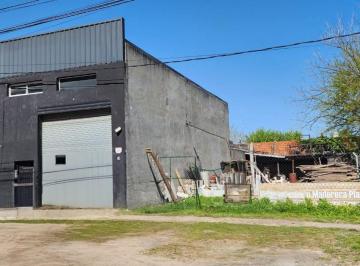 Bodega-Galpón · 180m² · Galpon Sobre Av en Venta, La Plata