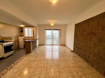 Departamento · 80m² · 3 Ambientes · 1 Cochera · Departamento 3 Ambientes en Venta con Cochera