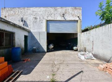 Bodega-Galpón · 174m² · Galpón en Venta La Plata