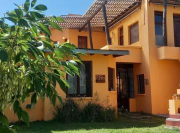 Casa de 7 ambientes, Tigre · San Benito: Exepcional Casa 5 Dorm Al Lago