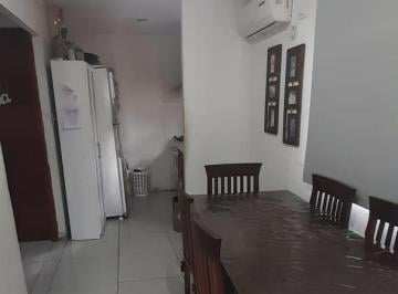 Casa · 108m² · 5 Ambientes · Casa en Venta - 3 Dorm. 2 Baños - 108 m² - San Carlos, La Plata
