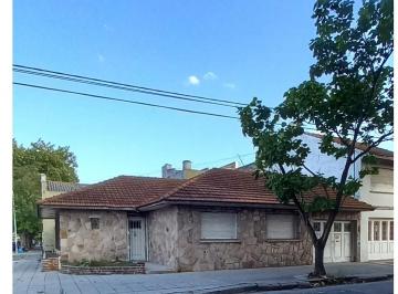 Casa de 4 ambientes, Mar del Plata · Venta Chalet 2 Dorm. Mar del Plata