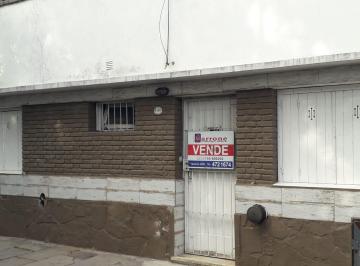 PH · 50m² · 2 Dormitorios · Venta Chalet PH a La Calle 2 Dorm. Mar del Plata