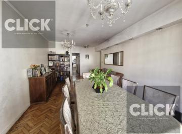 Departamento · 80m² · 4 Ambientes · Venta - 4 Ambientes Al Frente con Balcón - Gran Cocina - Once
