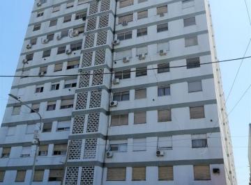 Departamento · 55m² · 3 Ambientes · 14 de Julio 10
