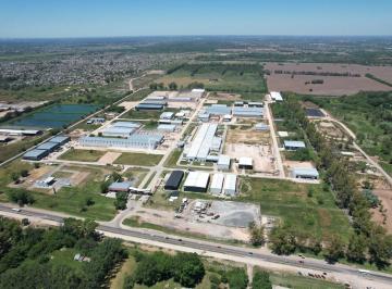 Terreno · 2100m² · Lote Industrial en Pim² en Venta en Cuartel V, Moreno