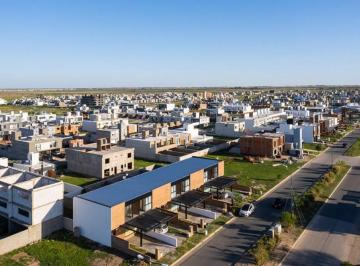 Terreno · 250m² · Lote en Docta Central M81 - 250 m - Apto Duplex