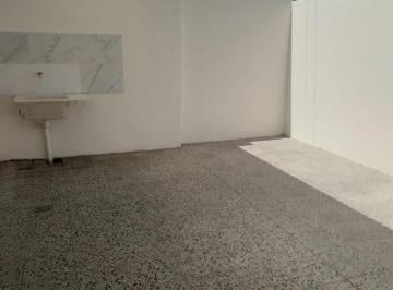 Casa · 200m² · 2 Dormitorios · 2 Cocheras · Casa en Monte Chingolo
