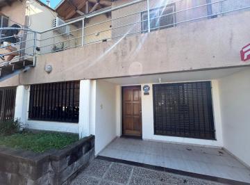 Casa de 4 ambientes, Córdoba · Venta Casa + Depto Apto Crédito - B° San Francisco
