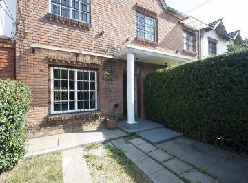 Casa · 84m² · 4 Ambientes · 1 Cochera · Duplex en Venta - Apto Credito
