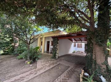 Casa de 5 ambientes, Alta Gracia · Casa en Calle Lucio V Rossi Barrio Norte Alta Gracia