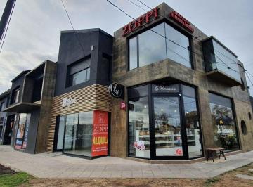 Local comercial de 2 ambientes, Bahía Blanca · Local Comercial en Excelente Zona
