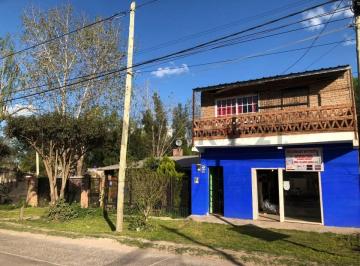 Casa · 129m² · 3 Ambientes · Venta de Departamento 3 Amb + Local Comercial en Guernica