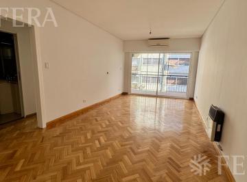 Departamento · 73m² · 4 Ambientes · Venta Departamento 4 Ambientes con Balcón en Caballito