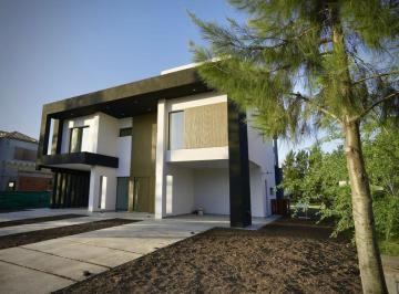 Casa · 176m² · 5 Ambientes · 2 Cocheras · Casa - El Principado