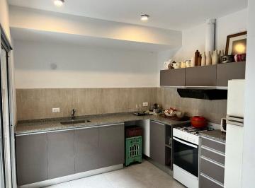 PH · 80m² · 3 Ambientes · 1 Cochera · Venta PH 5ta Seccion