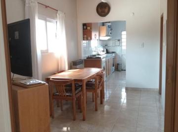 Casa · 77m² · 3 Ambientes · Departamento en Quilmes 3 Ambiente Excelente Estado