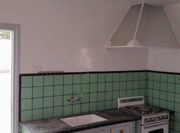 Casa · 95m² · 3 Ambientes · 1 Cochera · Casa en Venta - Ingerniero Cipolletti, Las Heras