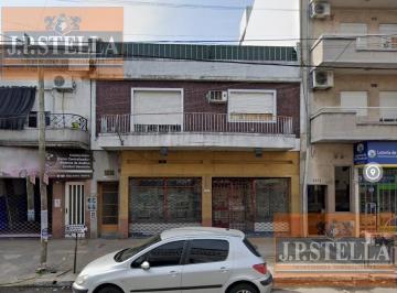 Local comercial · 201m² · Local Comercial S/ Av 201 m² Edificados - San Martin 3466 - Lomas del Mirador