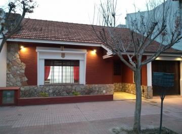 Casa de 3 ambientes, Miramar · Chalet en Miramar