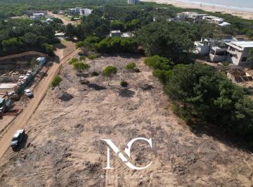 Terreno · 1000m² · Lote en Venta en Costa Esmeralda, Muy Cercano Al Mar