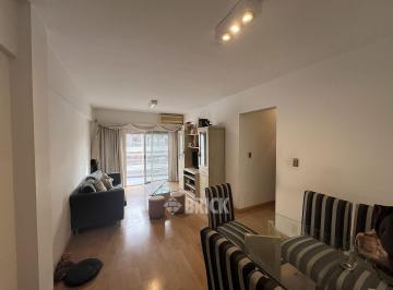 Departamento · 70m² · 4 Ambientes · 1 Cochera · Semip en Donato Alvarez Al 400 - Impecable (20 Años) Cochera Balcon Todo Sol Todo Externo