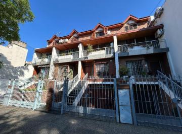 Casa · 251m² · 4 Ambientes · 2 Cocheras · Casas - Duplex - Villa Urquiza, Capital Federal