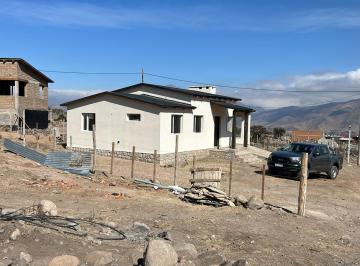 Casa · 90m² · 2 Dormitorios · Casa en Tafi del Valle