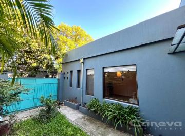 Casa · 130m² · 4 Ambientes · 1 Cochera · Casa - San Isidro