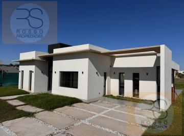 Casa · 177m² · 4 Ambientes · 2 Cocheras · Casa a Estrenar en Venta en Prados del Oeste 1 Etapa a