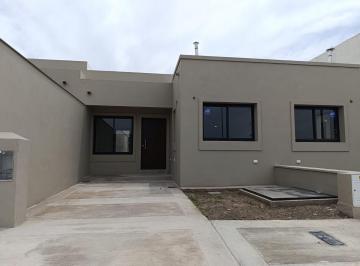 PH · 93m² · 3 Ambientes · 1 Cochera · Vendo Duplex en Via Aurelia