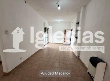 PH de 3 ambientes, La Matanza · Departamento Tipo Casa de 3 Ambientes en Ciudad Madero