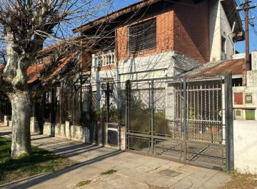 Casa de 3 ambientes, Lanús · Casa de Tres Ambientes!