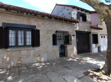 Casa de 4 ambientes, Mar del Plata · Chalet en Barrio La Perla