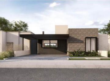 Casa · 160m² · 4 Ambientes · 2 Cocheras · Casa en Miradores 1 Pb 3 Dorm 3 Baños