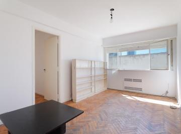 Departamento · 77m² · 4 Ambientes · Venta de Departamento de 4 Ambientes en Monserrat