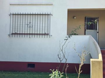 Casa · 87m² · 4 Ambientes · 1 Cochera · Casa en Santa Maria, Rincon de Milberg