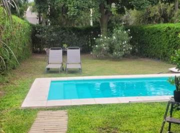 Foto · Villa Allende Golf Casa 3dorm 2baños 550 m² Total