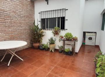 PH · 140m² · 3 Ambientes · PH en Villa Insuperable
