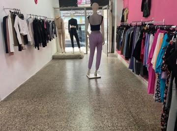 Local comercial · 43m² · 1 Ambiente · Local en Venta - 1 Baño - 43 m² - Boca