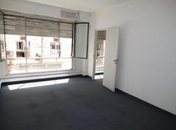 Oficina comercial · 40m² · 1 Ambiente · Oficina en Venta - 2 Privados 1 Baño - 40 m² - Microcentro
