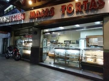 Edificio · 400m² · 2 Ambientes · Locales Comerciales en Venta - Local - Confitería - 400 m² - Floresta