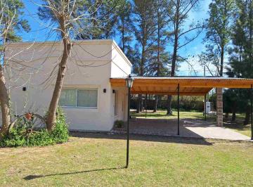 Casa · 37m² · 1 Ambiente · 4 Cocheras · Casa Venta en Parque Naciones con Amplio Lote