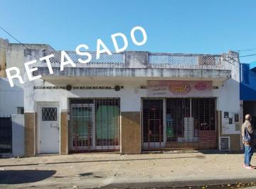 Local comercial · 196m² · Departamentos - Locales en Venta - Retasado